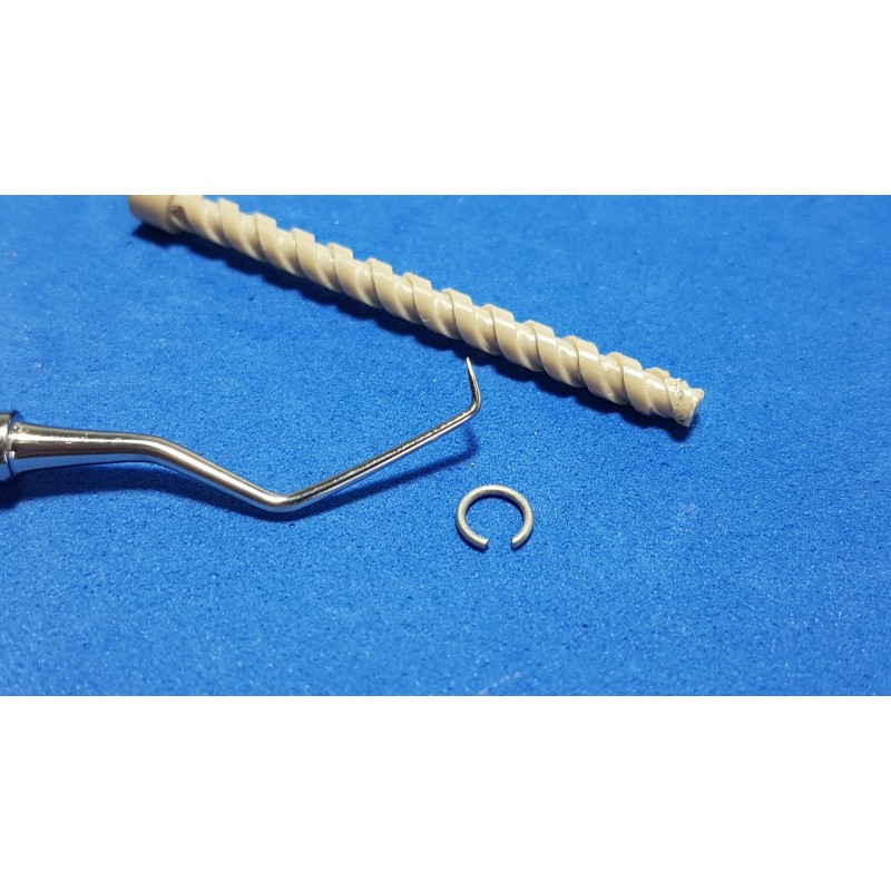 'C' ring removing Tool